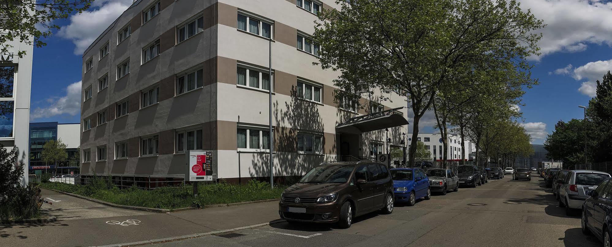 Centro Hotel Boeblingen, Trademark Collection By Wyndham Екстер'єр фото